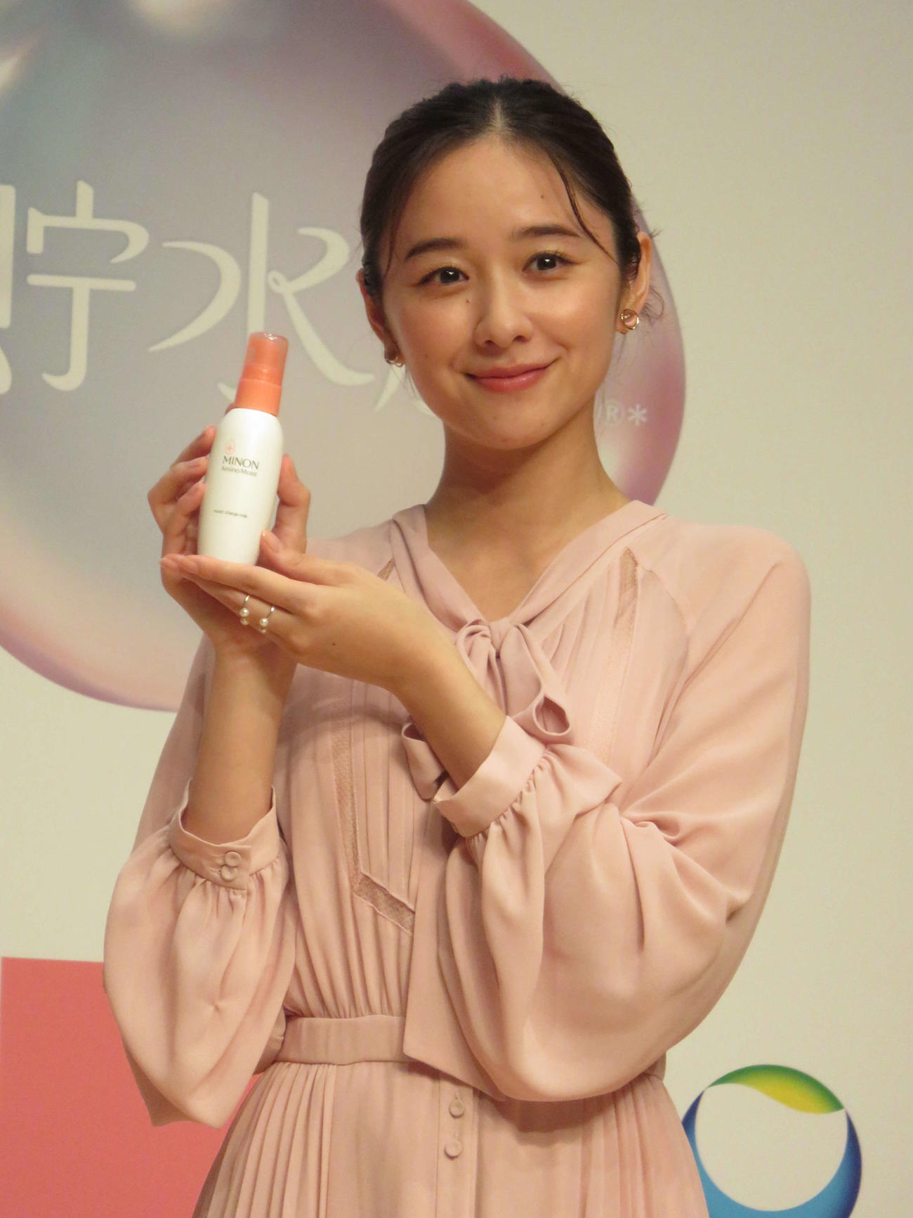「ミノン　アミノモイスト」新ミューズ＆新TV－CM発表会に登壇した堀田真由