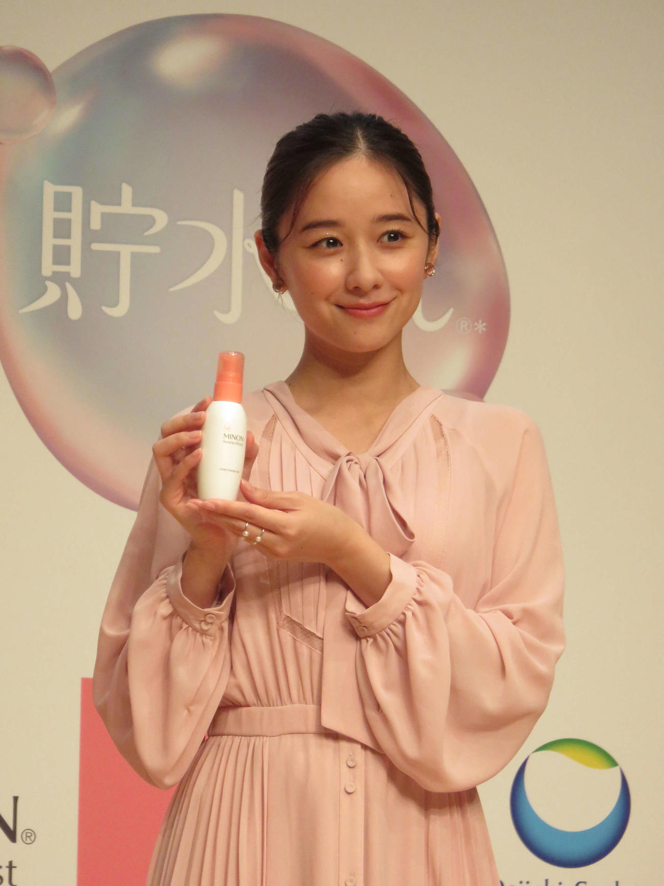 「ミノン　アミノモイスト」新ミューズ＆新TV－CM発表会に登壇した堀田真由