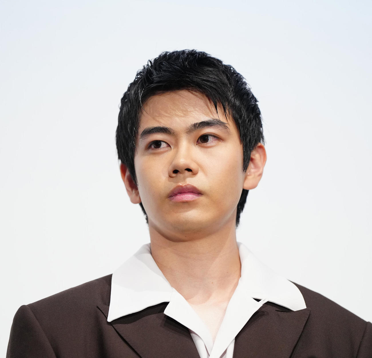 映画「見はらし世代」ジャパンプレミア舞台あいさつに臨む黒崎煌代（撮影・江口和貴）