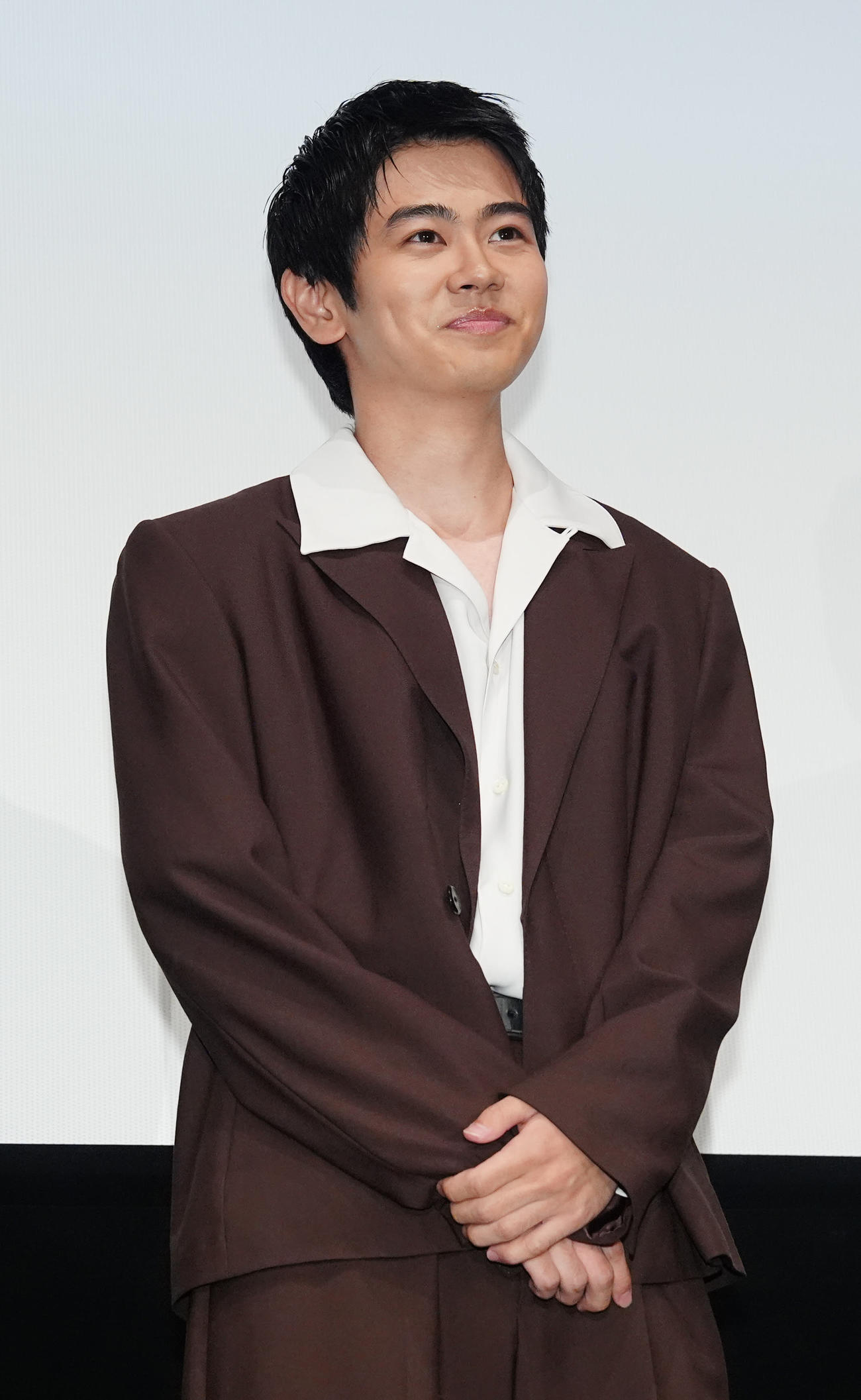 映画「見はらし世代」ジャパンプレミア舞台あいさつに臨む黒崎煌代（撮影・江口和貴）