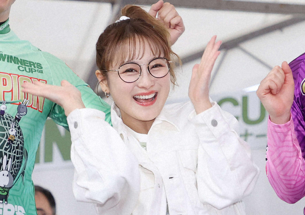 鈴木奈々（2024年3月撮影）