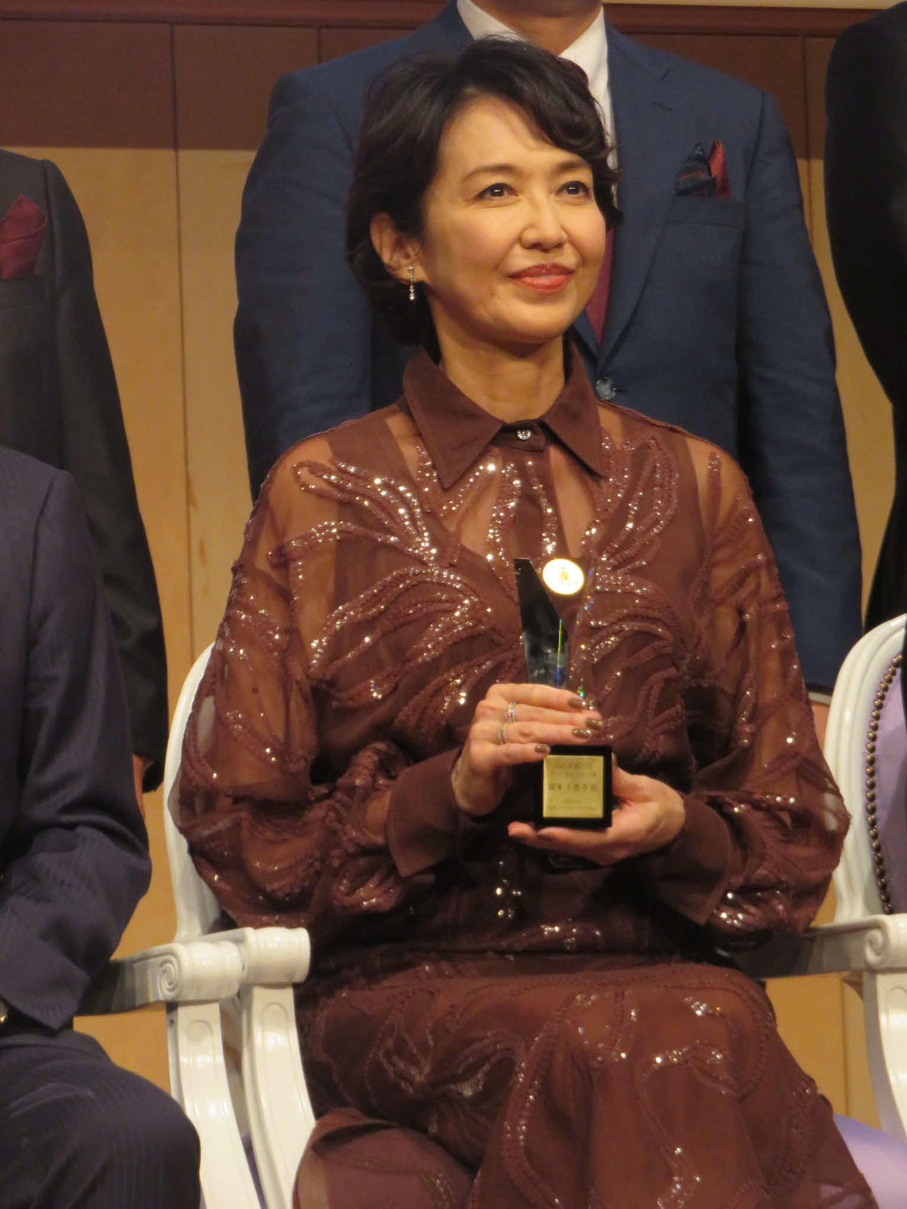 グッドエイジャー賞を受賞した賀来千香子