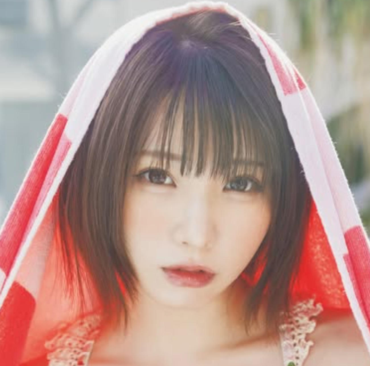 えなこのインスタグラムから