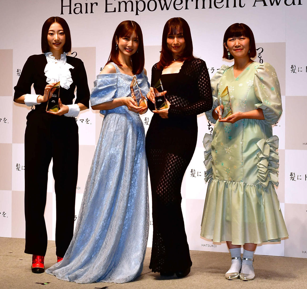 「『髪にドラマを。』Hair Empowerment Award2025」で各賞を受賞した左から
武田玲奈、小倉優子、佐田真由美、たんぽぽ川村エミコ