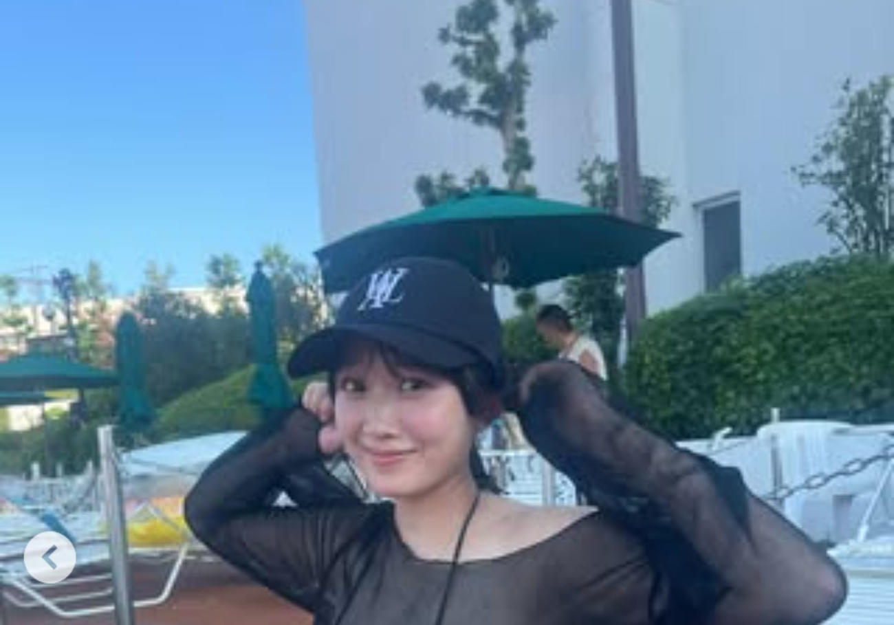 「念願のプールに…」と報告した奥村梨穂（インスタグラムから）