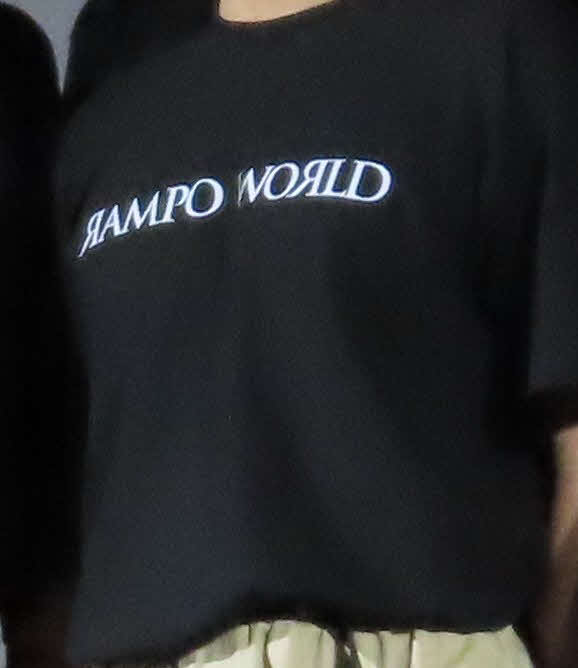 岩男海史がデザインしたTシャツ（撮影・寺本吏輝）