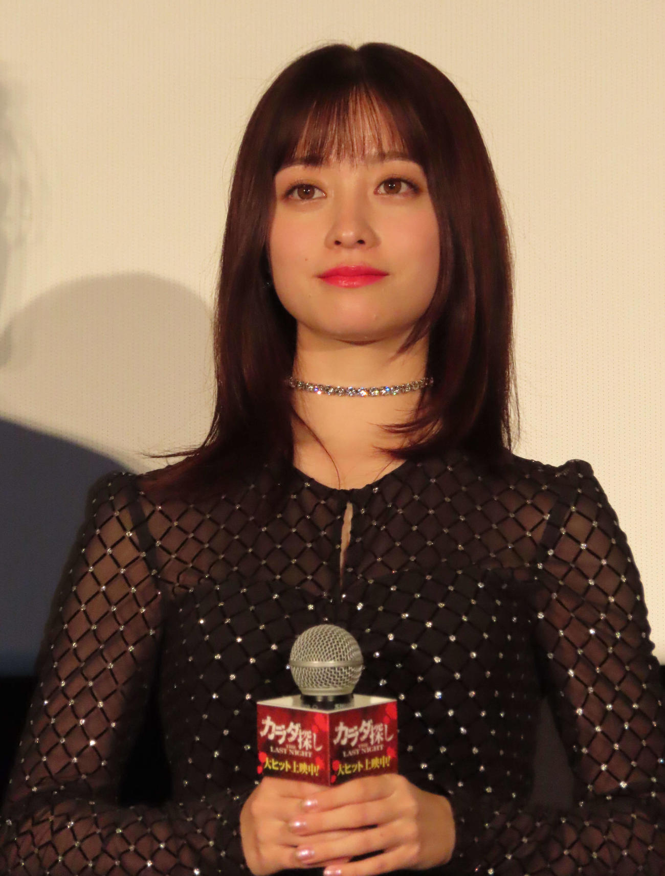 映画「カラダ探し　THE LAST NIGHT」の公開記念舞台あいさつを行った橋本環奈