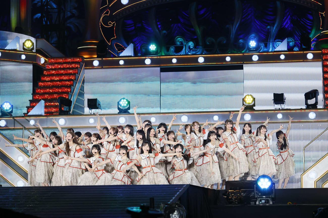 「真夏の全国ツアー2025」千秋楽公演でパフォーマンスする乃木坂46　（C）鈴木健太（KENTA Inc．）