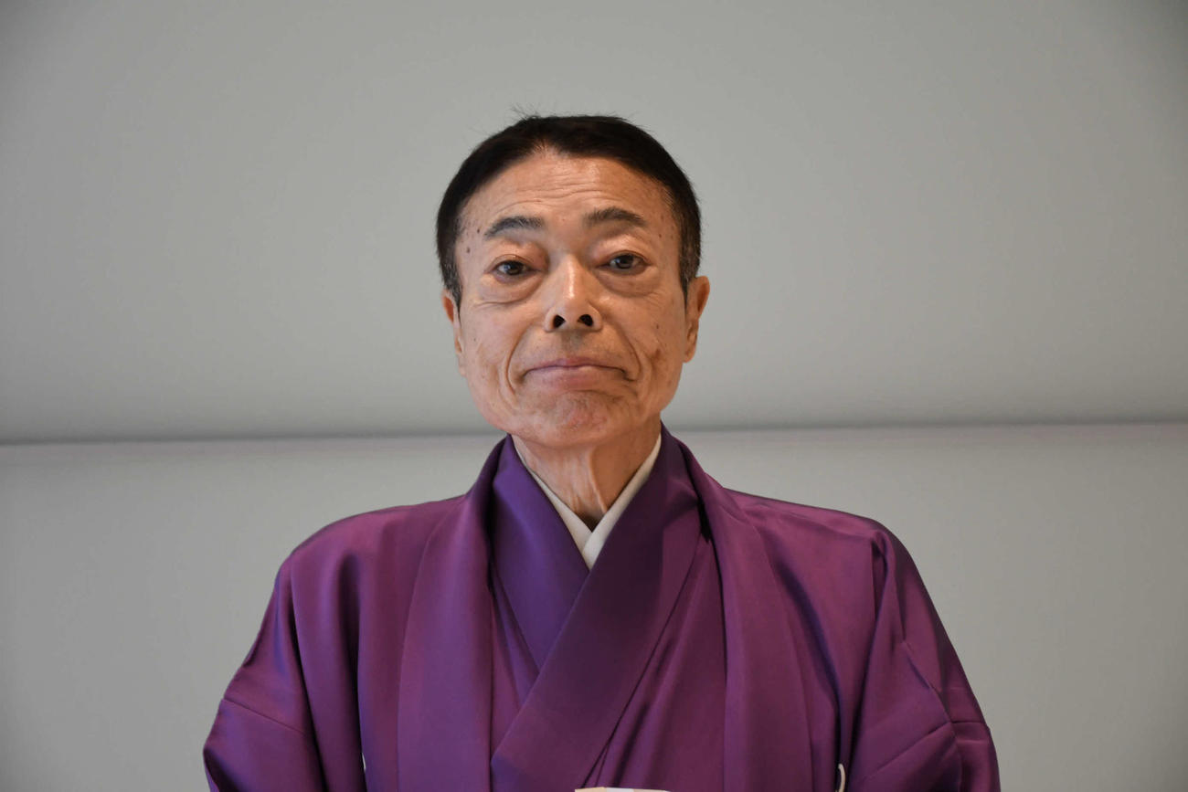 古稀を迎えても口調は滑らかな桂塩鯛（撮影・阪口孝志）