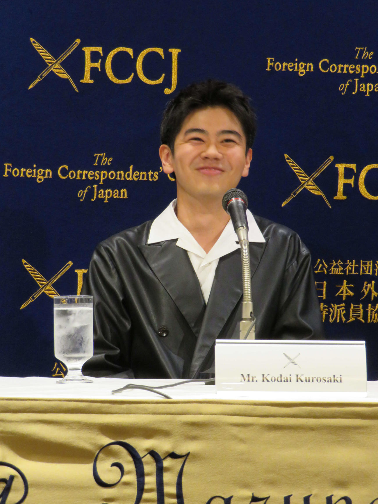 日本外国特派員協会で行われた初主演映画「見はらし世代」上映会に出席した黒崎煌代（撮影・村上幸将）