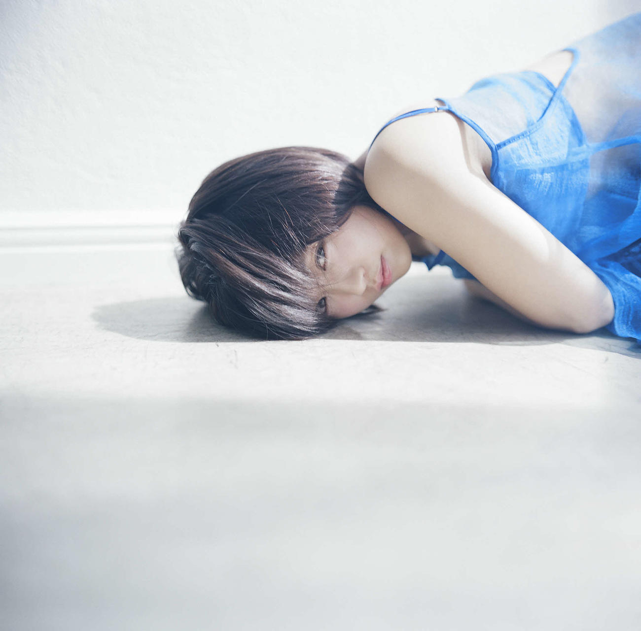 大原優乃写真展「わたしをすぎる、きせつ」展示写真