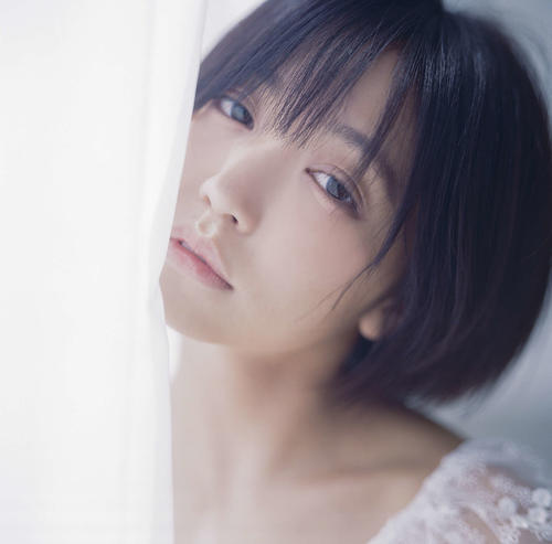 大原優乃、撮り下ろし35点展示「ショートカットの姿残したい」初写真展
