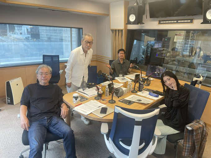文化放送「大竹まこと　ゴールデンラジオ！」を2025年9月いっぱいで卒業する壇蜜（右）