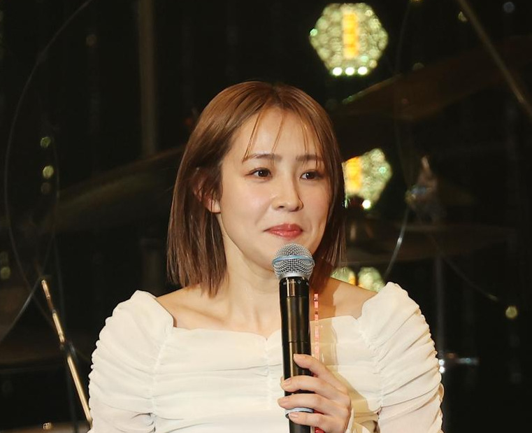 大沢あかね（2025年撮影）