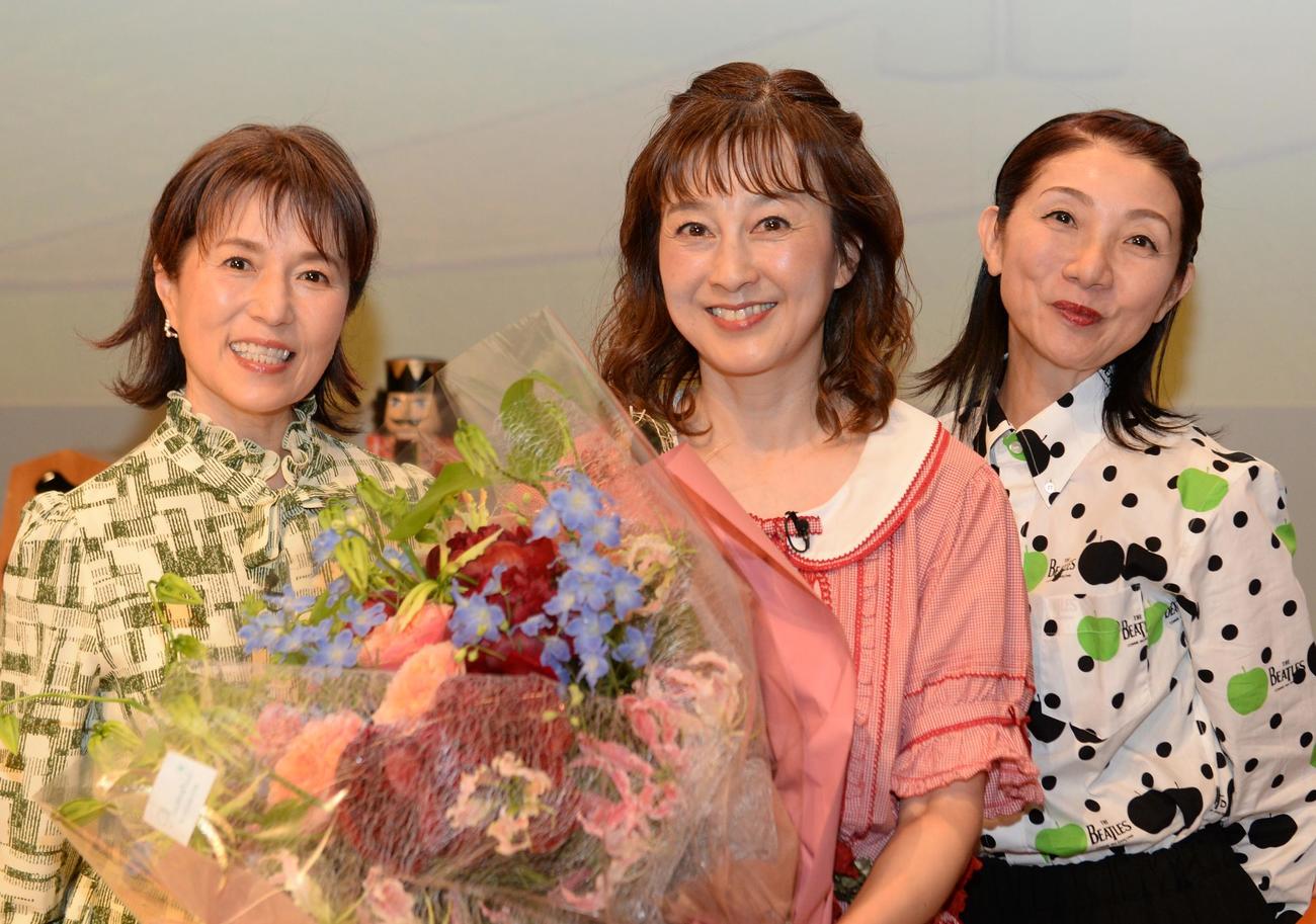 左から磯野貴理子、森尾由美、松居直美（2025年6月撮影）