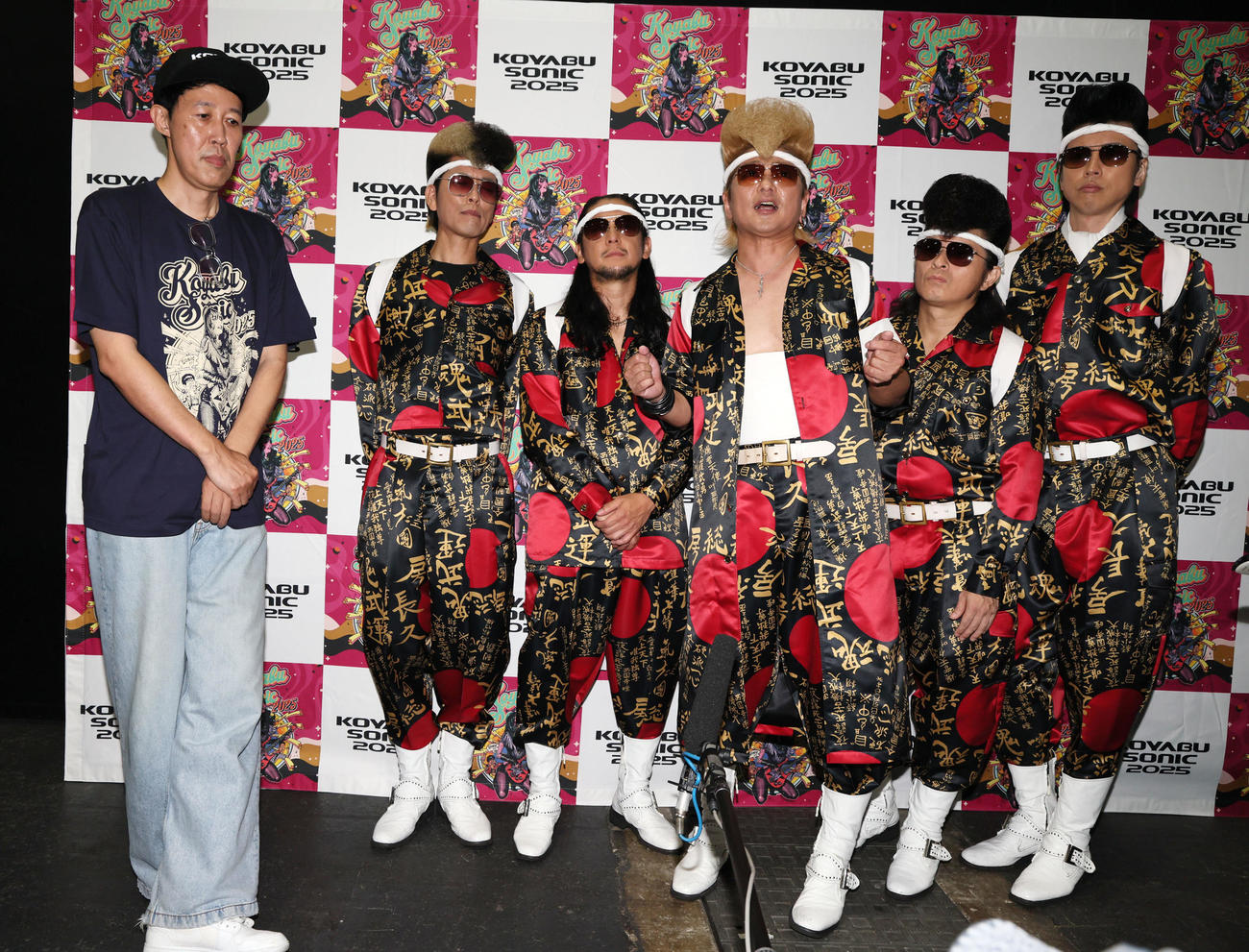 KOYABU SONIC 2025　小籔千豊（左）と取材に応しKOYABU SONICと氣志團万博のなどについて語る氣志團の綾小路翔（撮影・加藤哉）