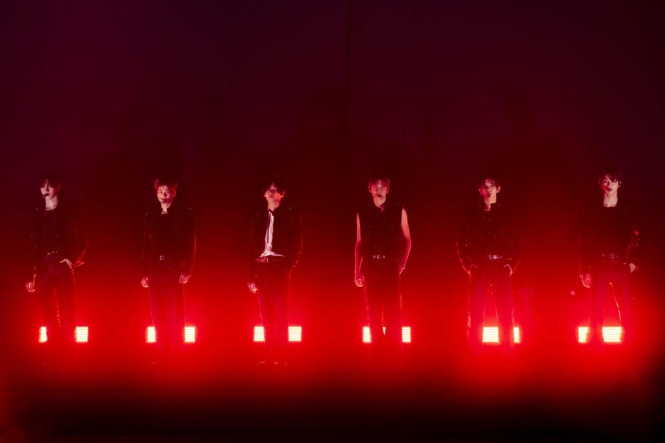 東京公演でパフォーマンスするRIIZE（撮影・田中聖太郎写真事務所）