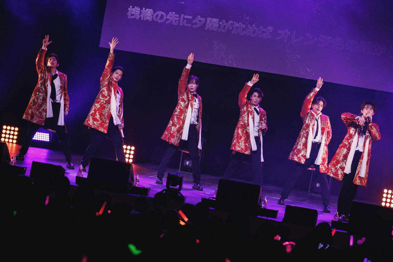 「SHOW－WA　＆　MATSURI　コンサート2025 in　明治座」でパフォーマンスするSHOW－WA