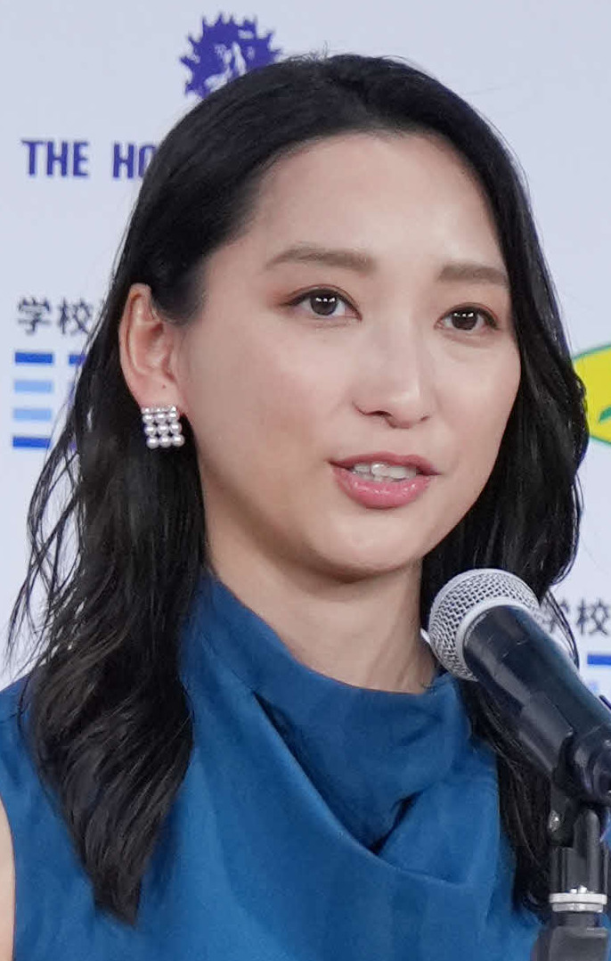 杏（2024年12月撮影）