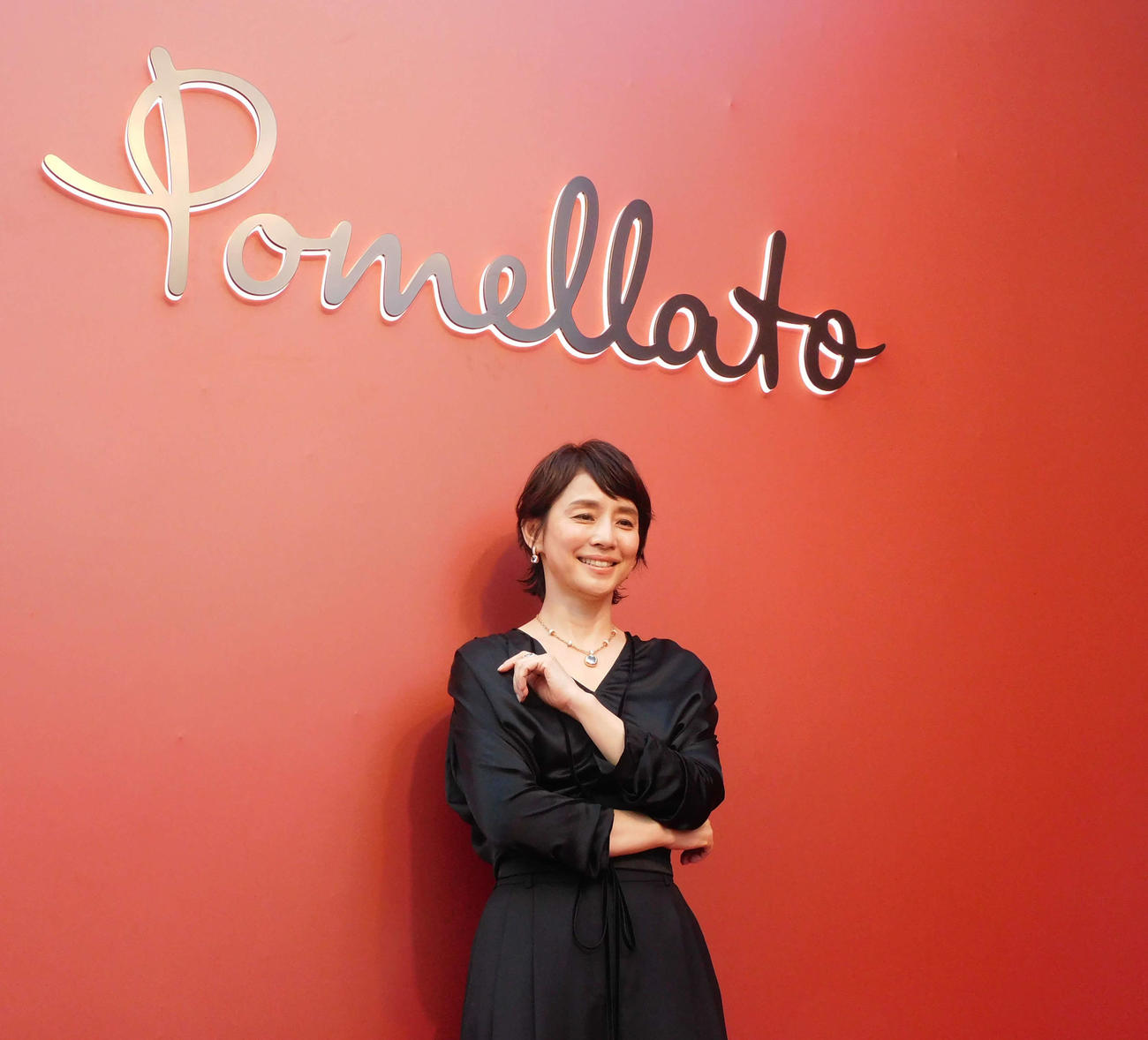 ポメラートのテープカットセレモニーに登場した石田ゆり子（撮影・寺本吏輝）