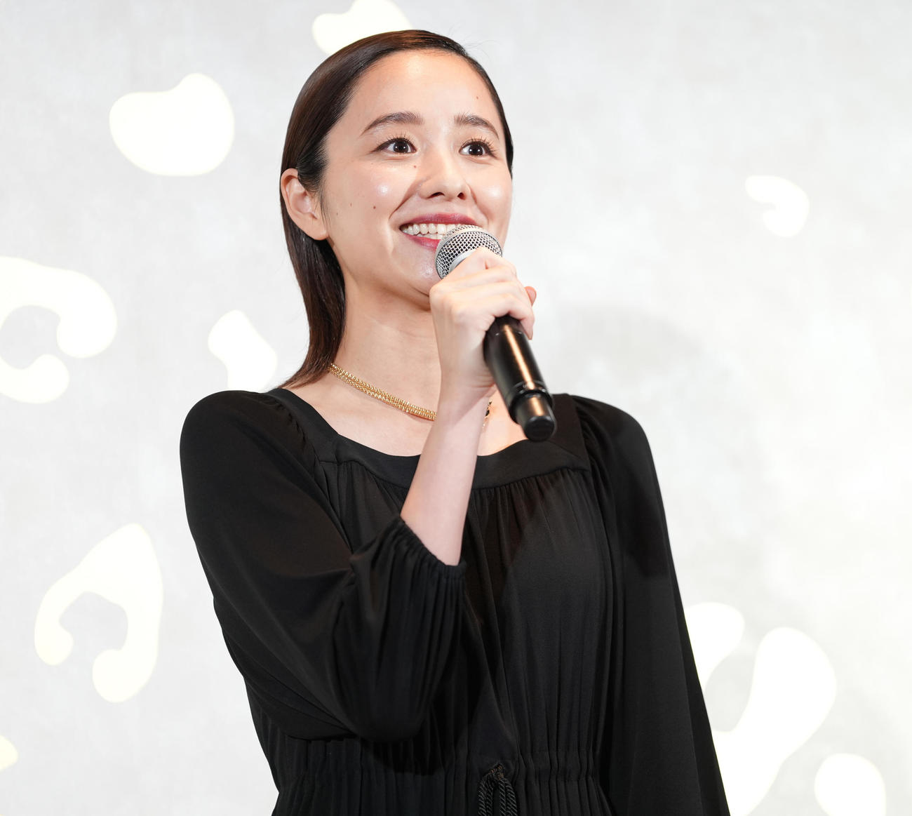 「カルティエ　銀座4丁目ブティック」オープニングイベントに登壇した堀田真由（撮影・鈴木みどり）
