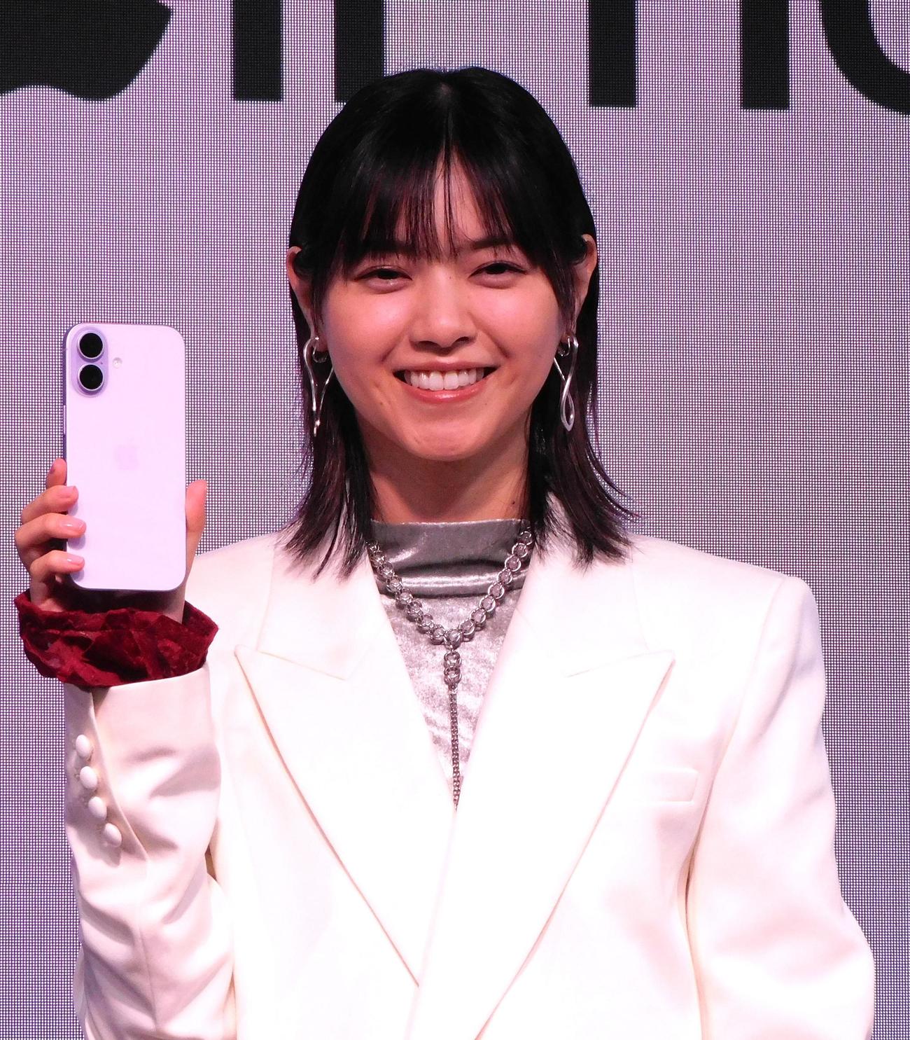 iPhone17の発売イベントに登場した西野七瀬（撮影・寺本吏輝）