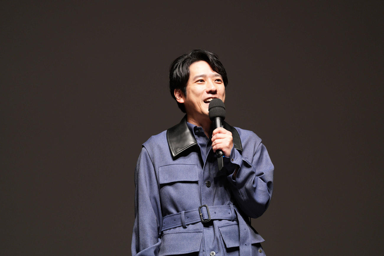 釜山映画祭でミッドナイト・パッション部門に出品された映画「8番出口」公式上映に参加した二宮和也