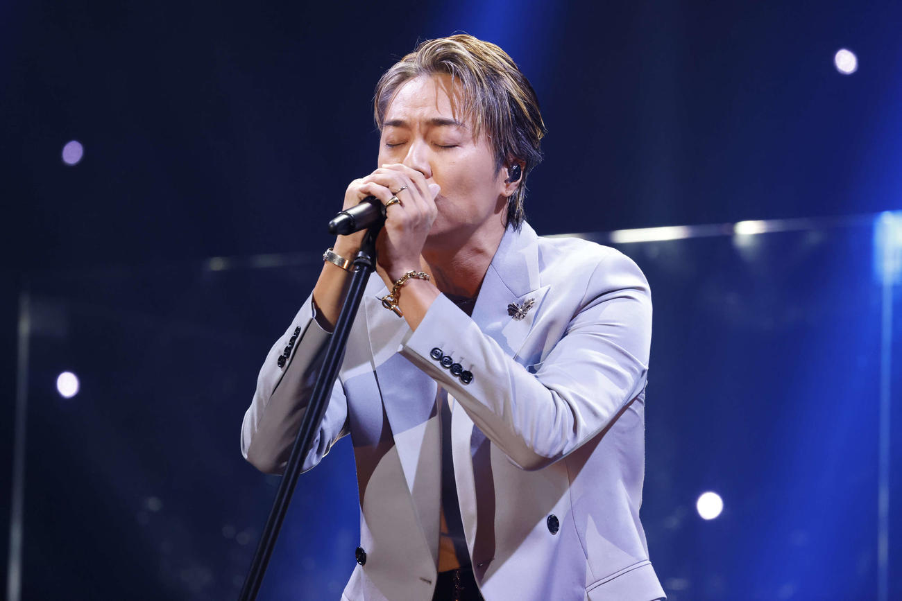 「EXILE TAKAHIRO　武道館　LIVE 2025“HERCULES”」で歌唱するEXILE TAKAHIRO
