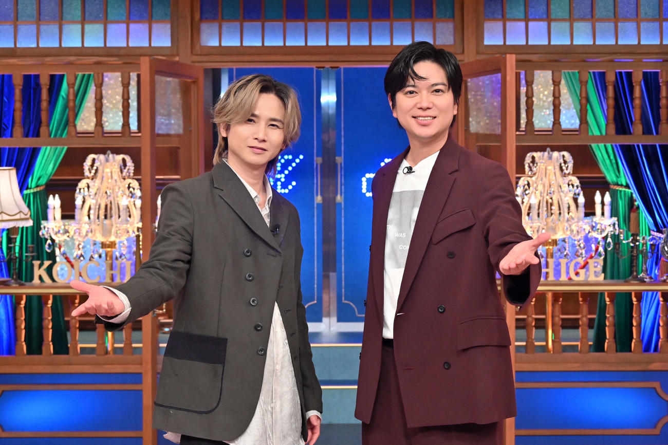 テレビ朝日系「光一＆シゲのSHOWマン！！」囲み取材会に出席した堂本光一と加藤シゲアキ