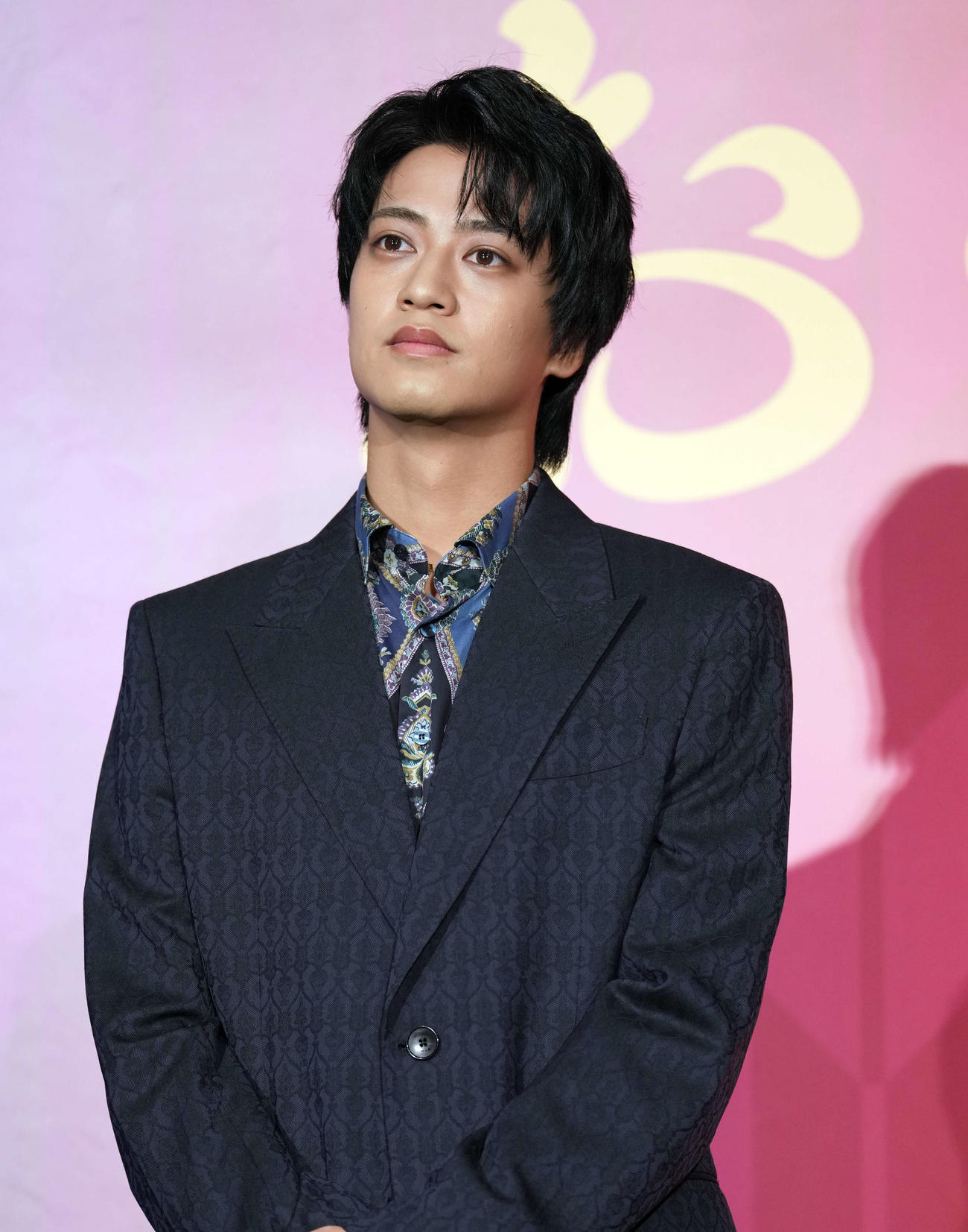 映画「おーい、応為」完成披露上映会舞台あいさつに登壇する髙橋海人　顔＝2025年9月21日