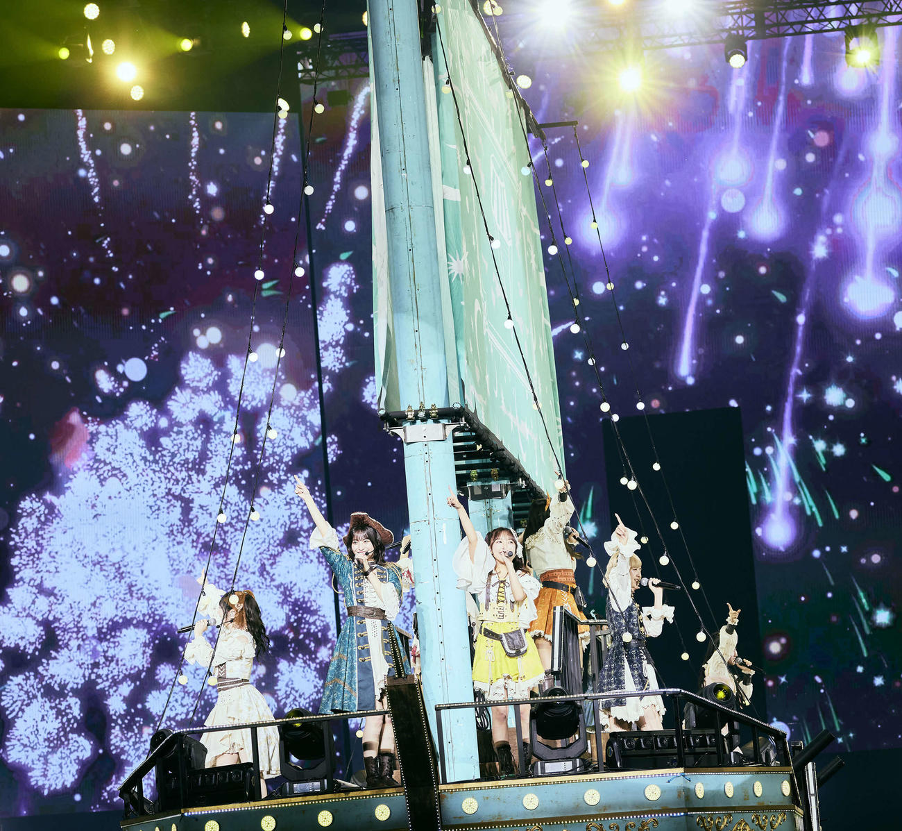 全国ツアー最終公演を行った≠ME（C）YOANI
