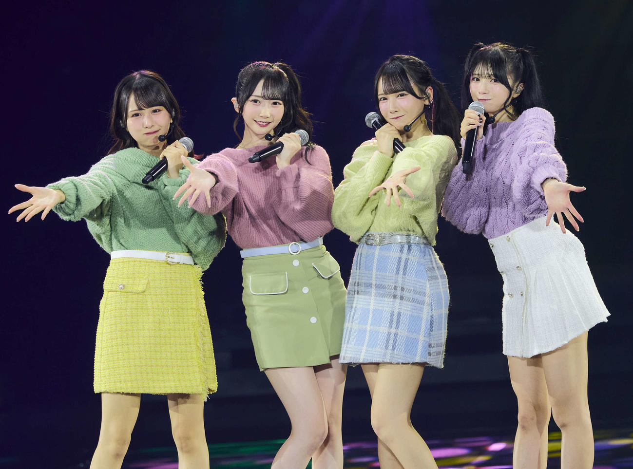 全国ツアー最終公演に出演した、左から≠MEの尾木波菜、谷崎早耶、鈴木瞳美、菅波美玲（C）YOANI