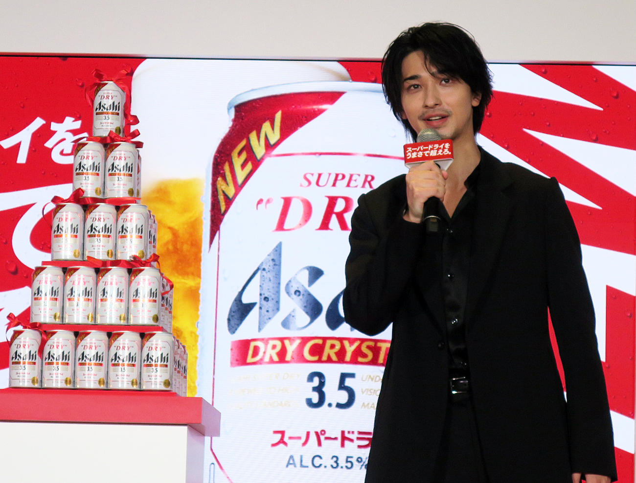 新「アサヒスーパードライ　ドライクリスタル」発売記念イベントに登場した横浜流星