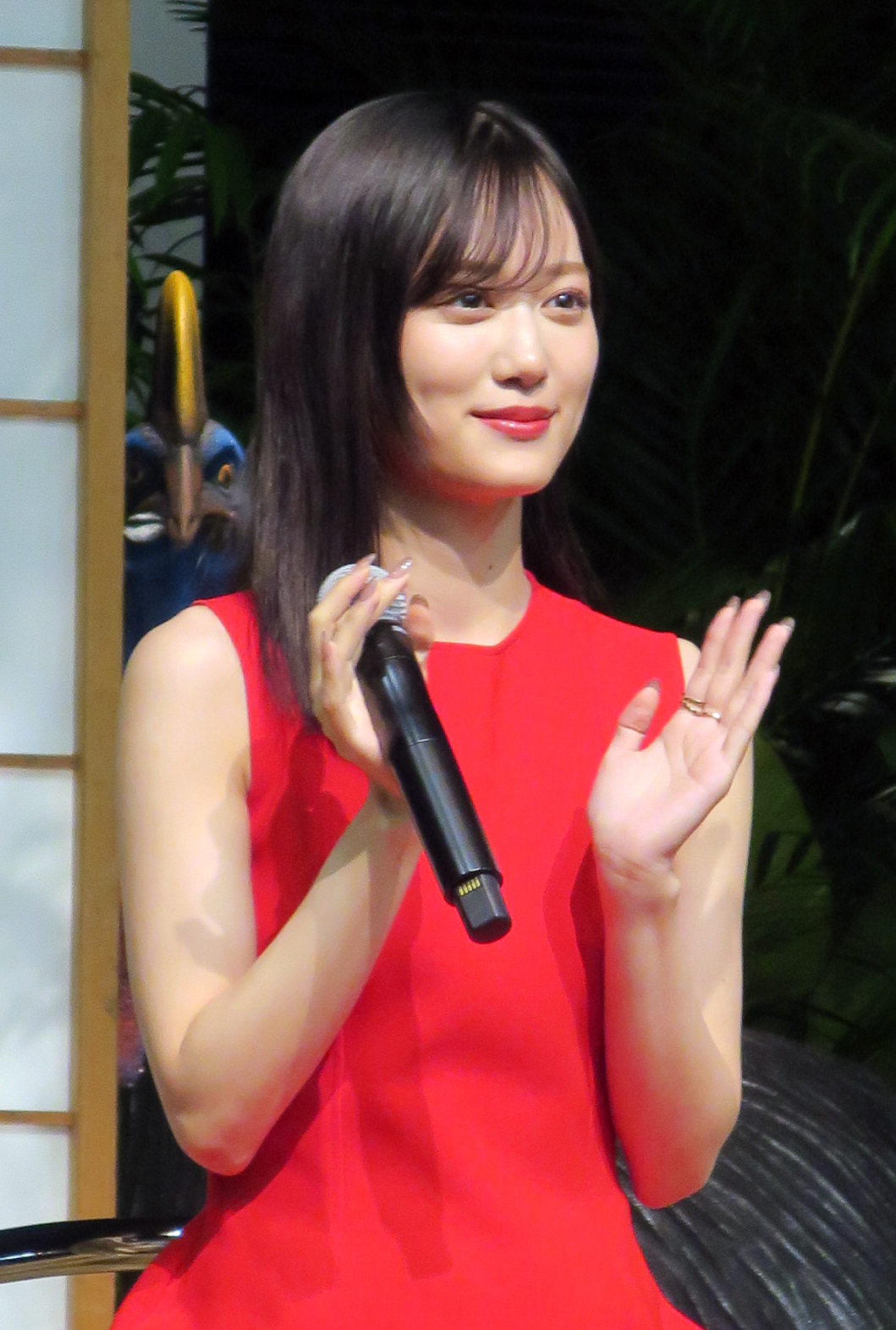 映画「火喰い鳥を、喰う」大ヒット祈願イベントに登場した山下美月