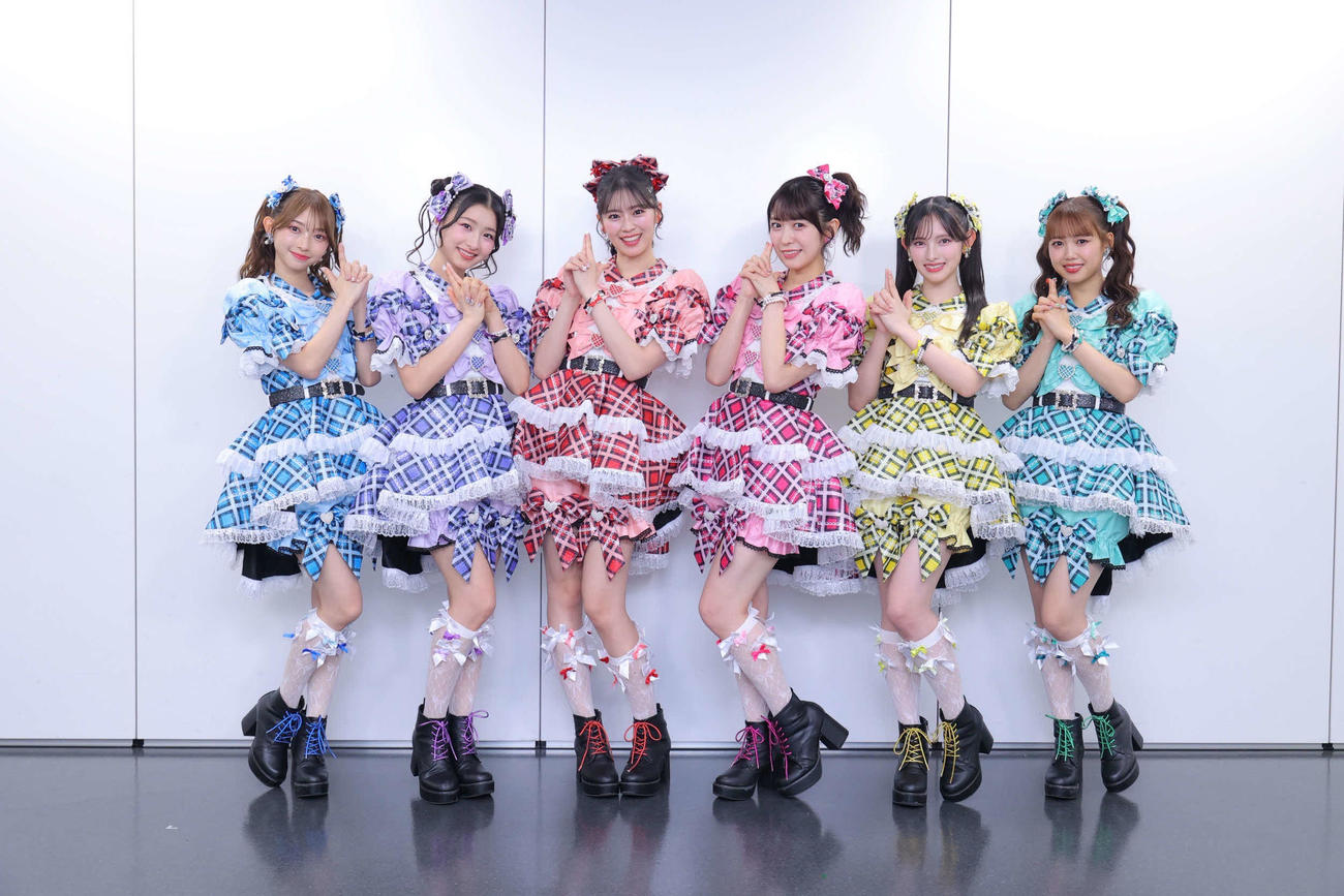 「超ときめき♡宣伝部のきみのハートにロックオンTOUR 2025　～10th Anniversary～」を開催した超ときめき♡宣伝部。左から辻野かなみ、杏ジュリア、坂井仁香、小泉遥香、菅田愛貴、吉川ひより