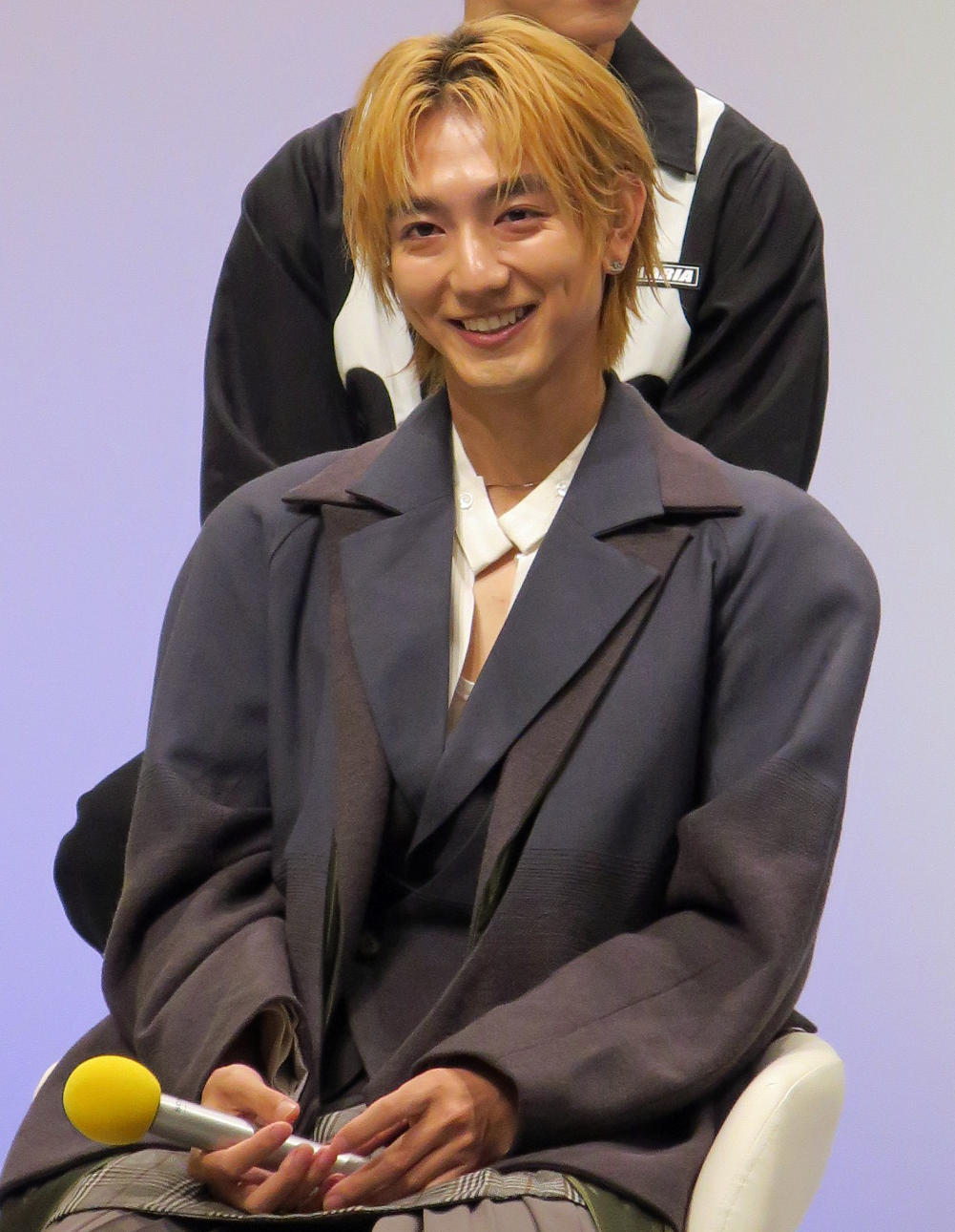 テレビ東京系連続ドラマ「25時、赤坂でSeason2」記者会見で意気込みを語る駒木根葵汰