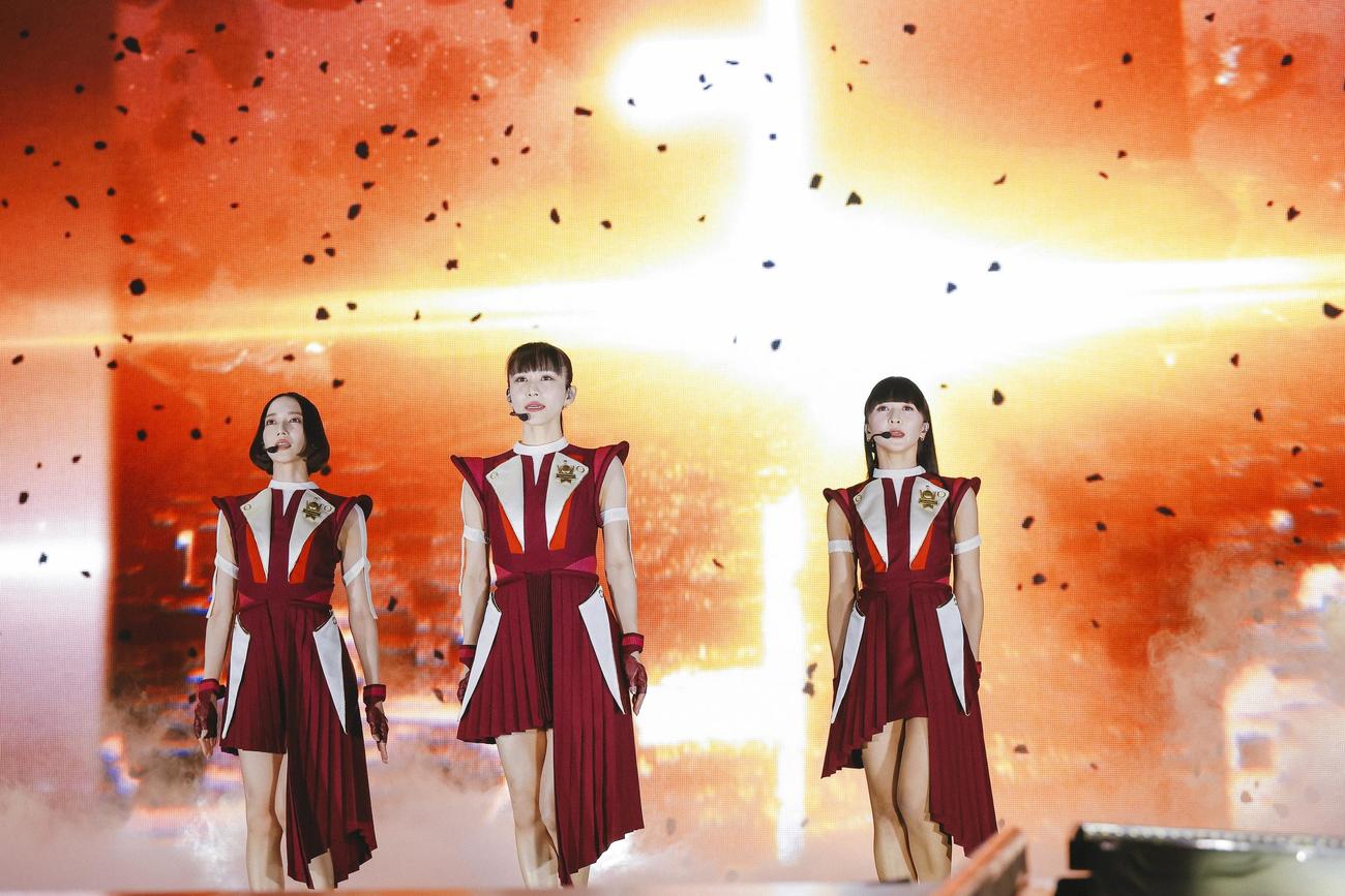 「Perfume ZO／Z5 Anniversary“ネビュラロマンス”Episode TOKYO DOME」を開催したPerfume