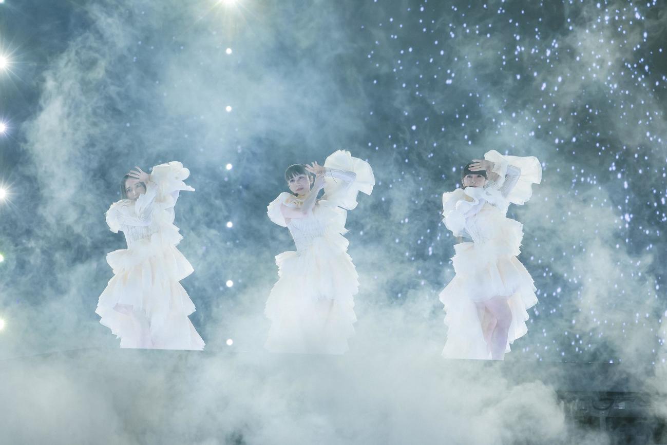 「Perfume ZO／Z5 Anniversary“ネビュラロマンス”Episode TOKYO DOME」を開催したPerfume