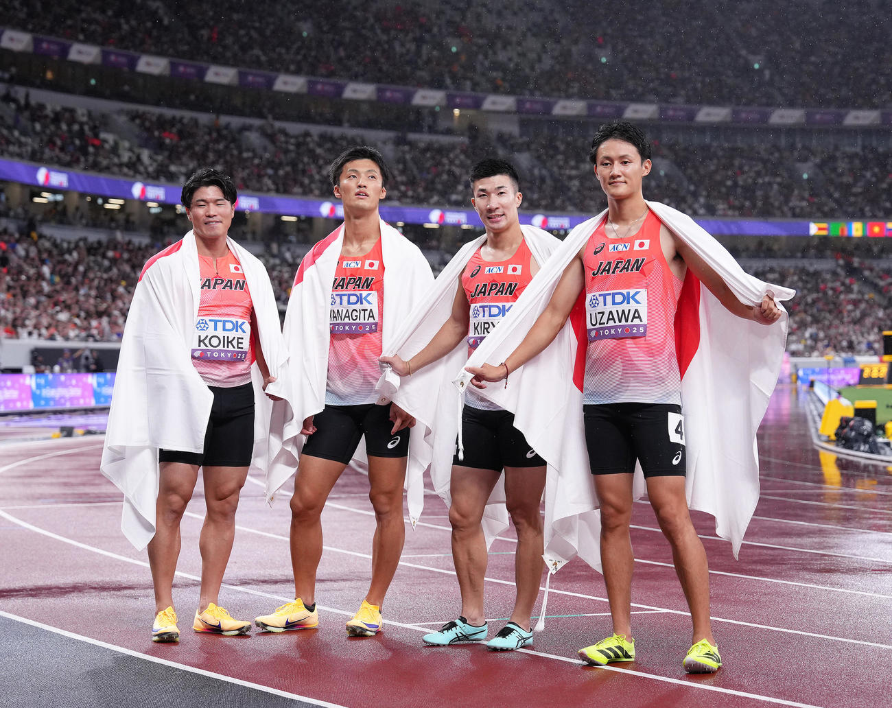 男子400メートルリレー決勝　6位の日本。左から小池、柳田、桐生、鵜沢＝25年9月21日