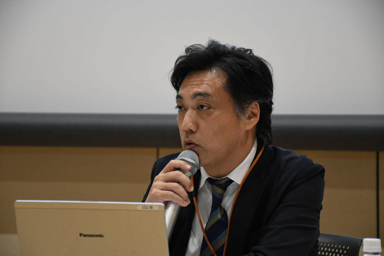番組改編会見に出席した読売テレビの福田幸蔵コンテンツ戦略部長（撮影・阪口孝志）