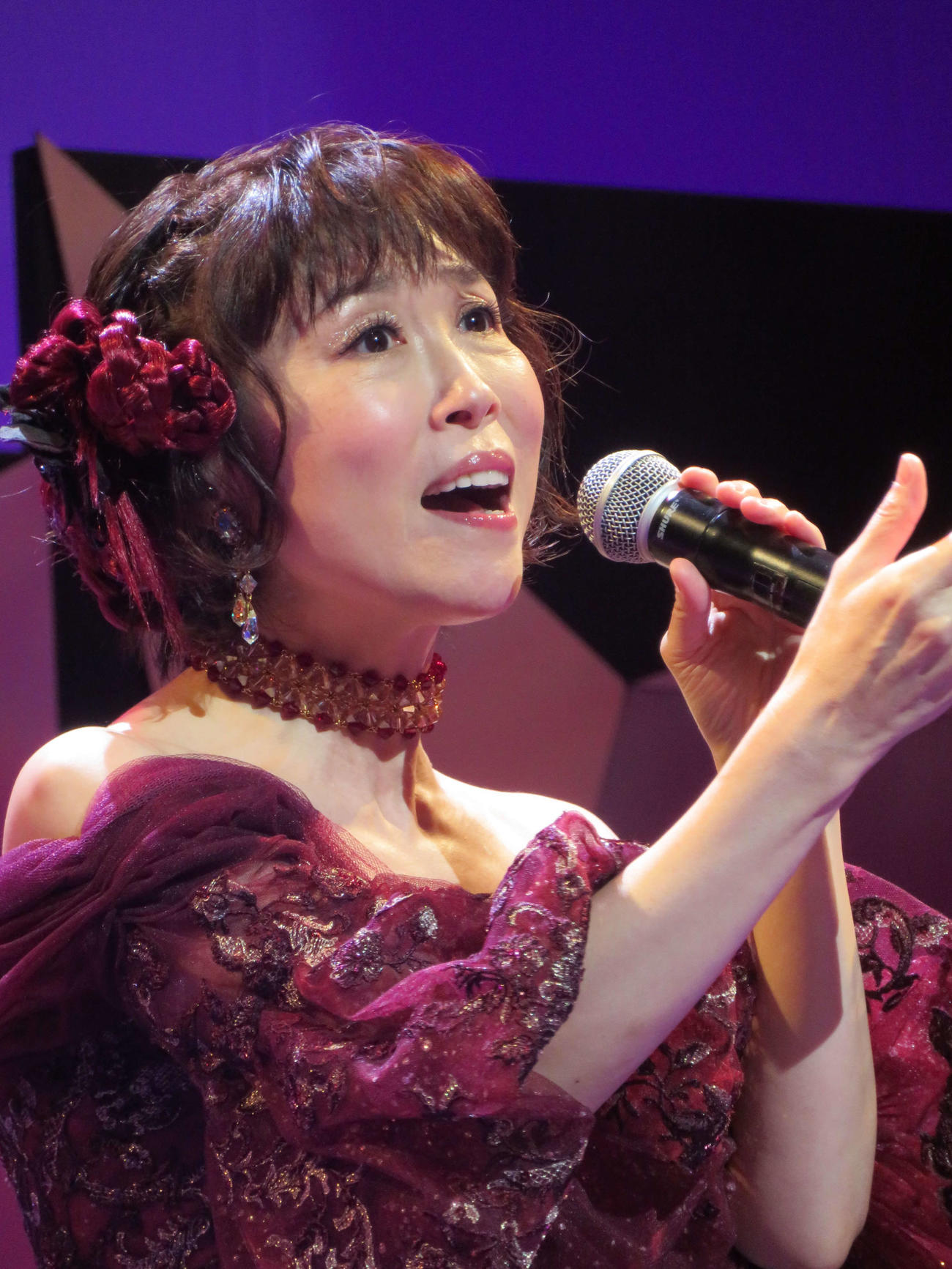 30周年記念コンサートを行った水森かおり