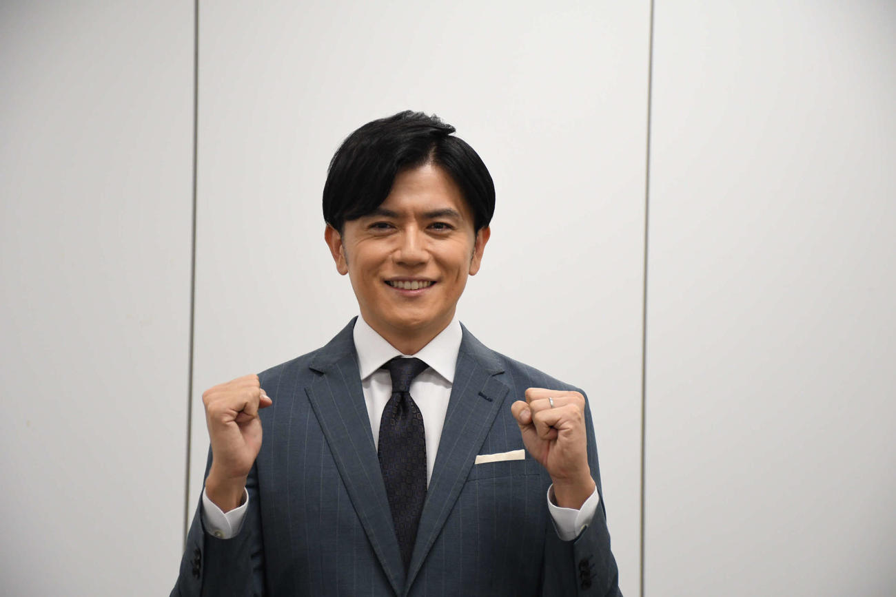 カンテレ秋の編成会見に登場した青木源太アナウンサー（撮影・阪口孝志）