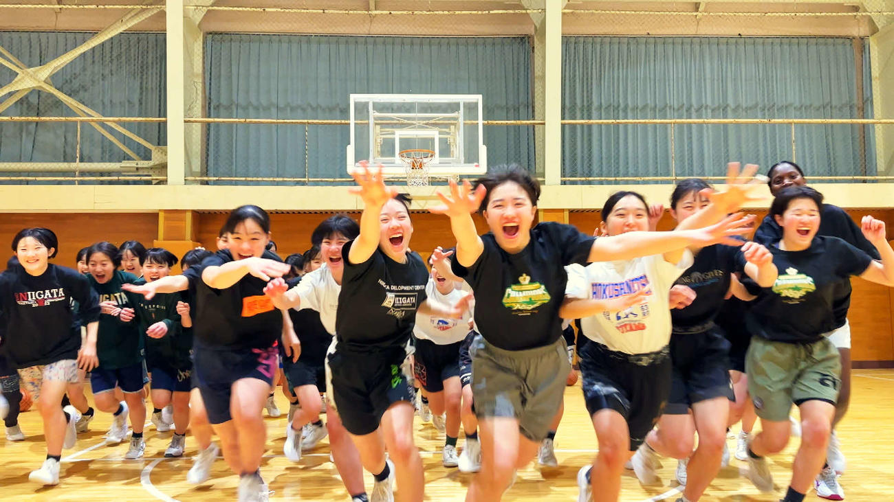夢のスタートで紹介した新潟産大付女子バスケットボール部（UX提供）
