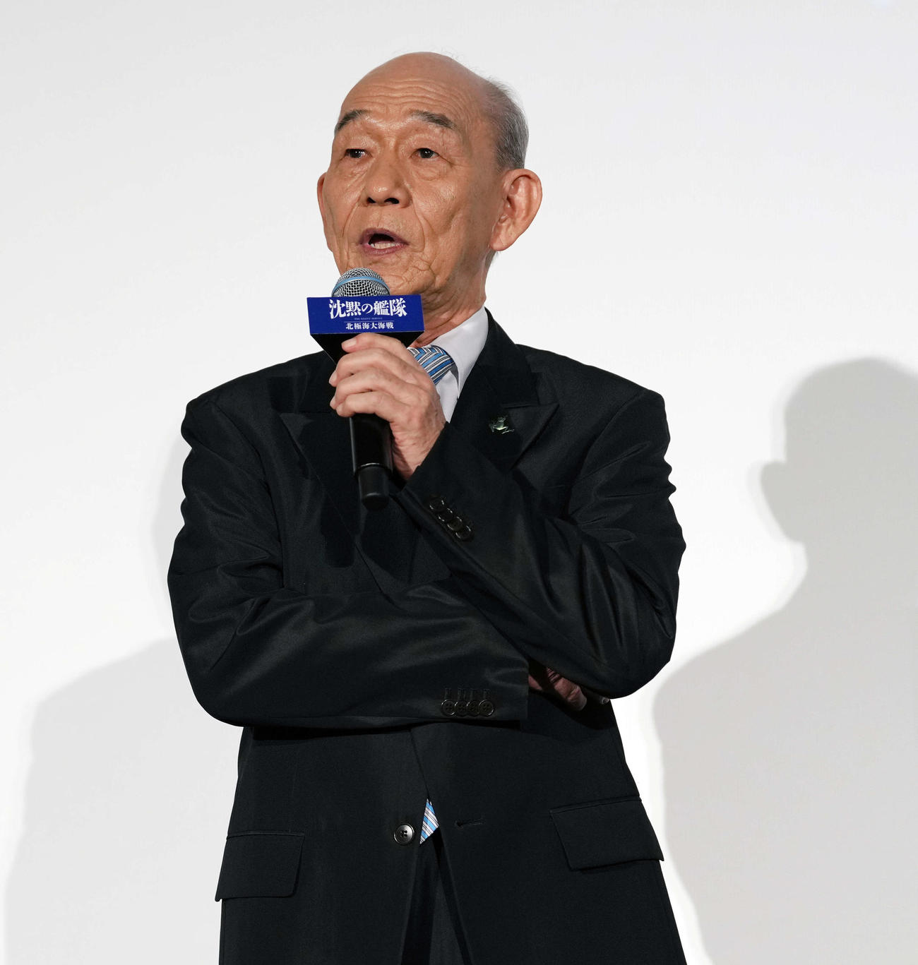 映画「沈黙の艦隊　北極海大海戦」初日舞台あいさつに登場し思いを語る笹野高史（撮影・小島史椰）