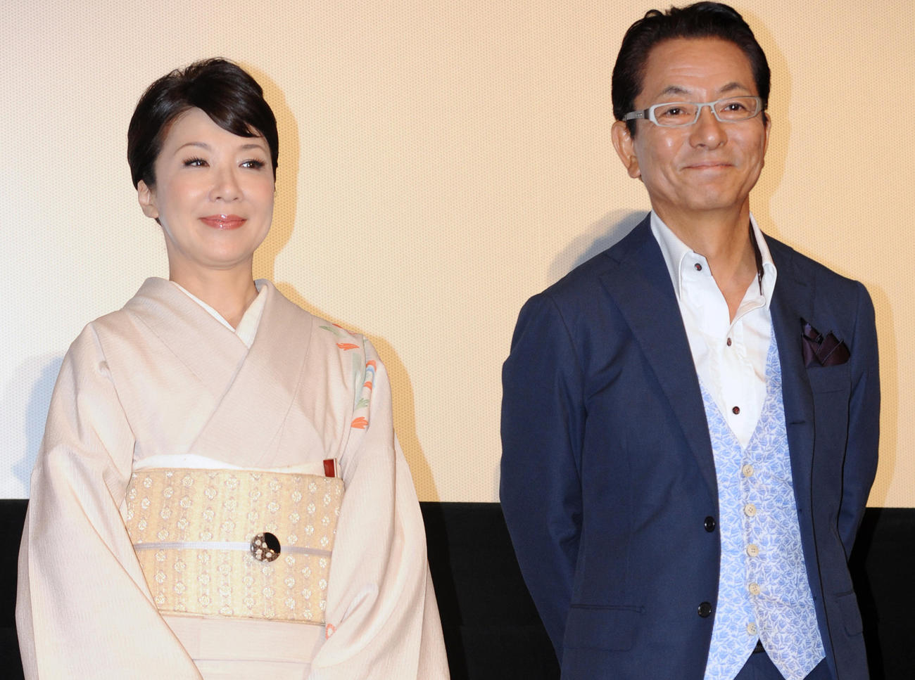 伊藤蘭と水谷豊夫妻（2013年7月撮影）