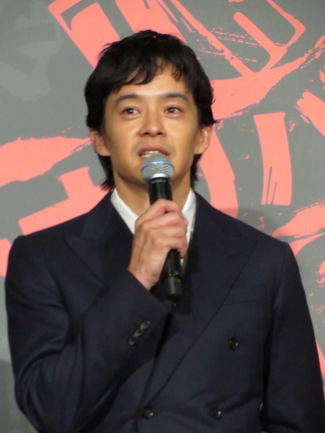 映画「THE　オリバーな犬、（Gosh！！）このヤロウ　MOVIE」初日舞台あいさつに登壇した池松壮亮（撮影・村上幸将）