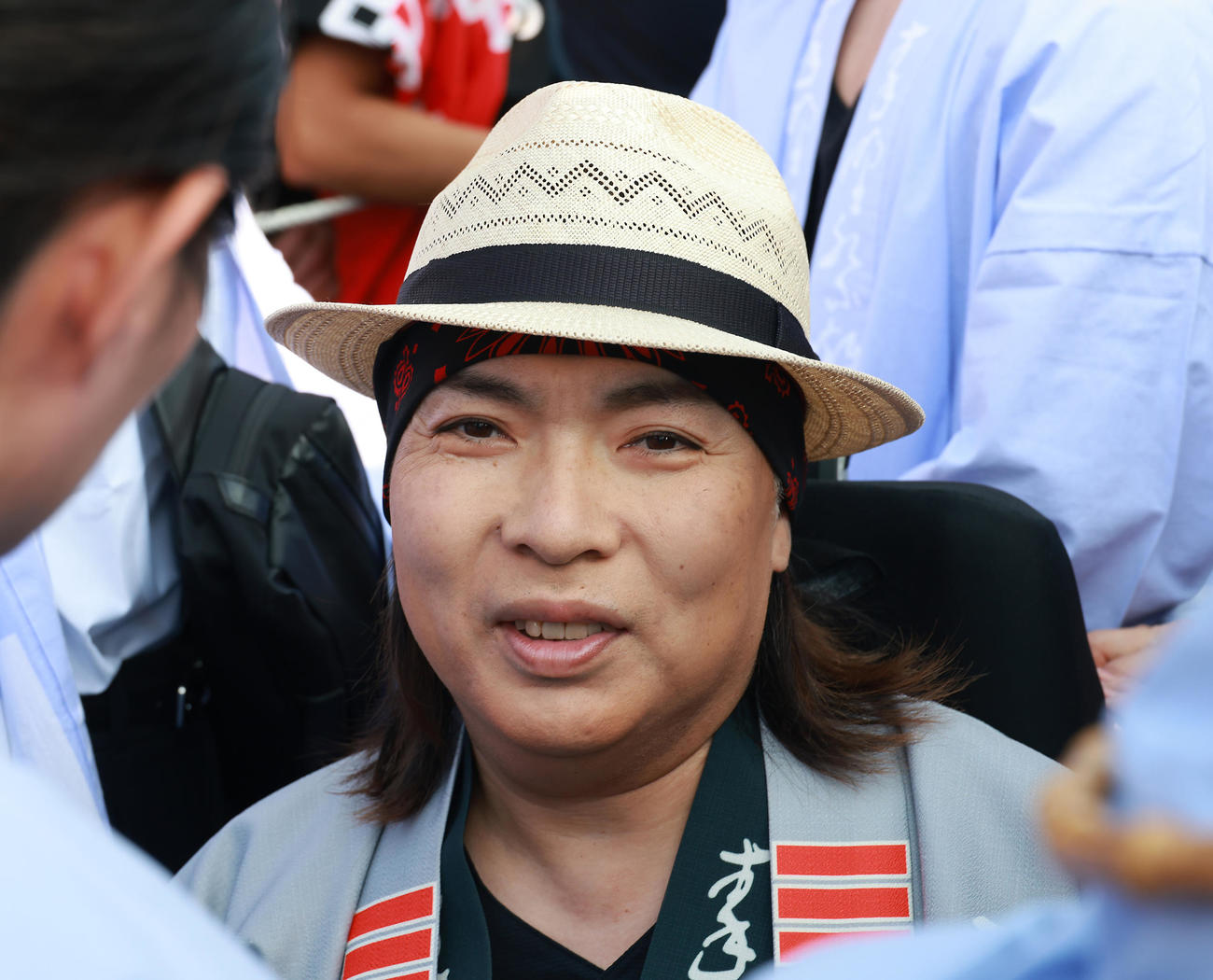 秦野市の祭りに元気な姿を見せたLUNA SEAの真矢（撮影・中島郁夫）