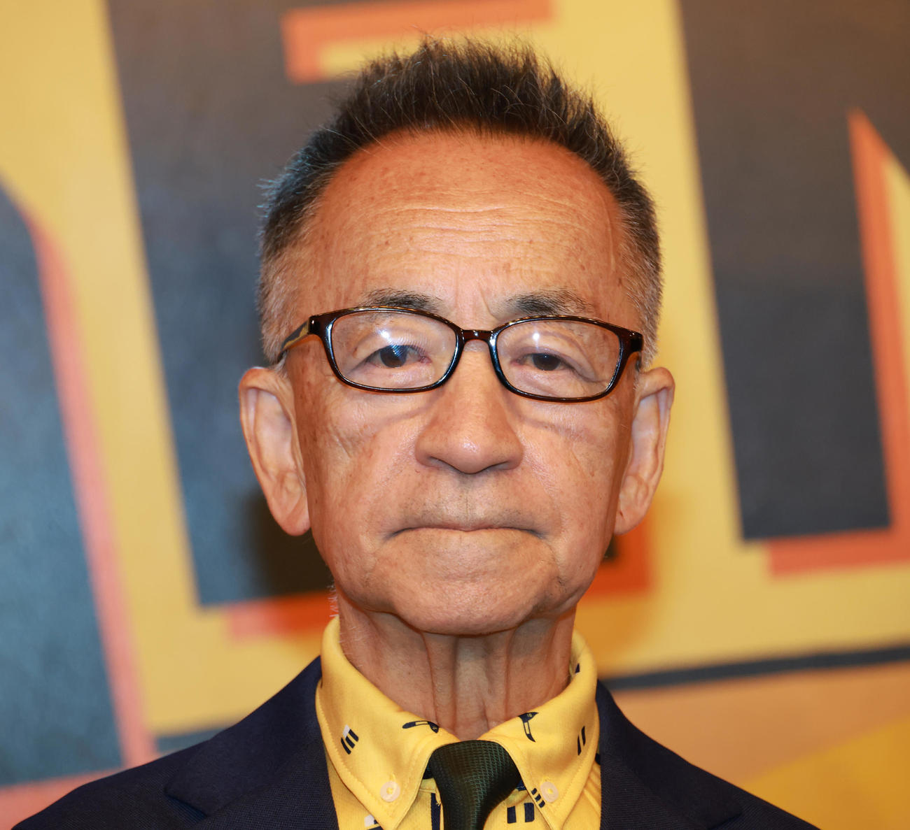 菅原孝さんとの思い出を語るせんだみつお（撮影・中島郁夫）