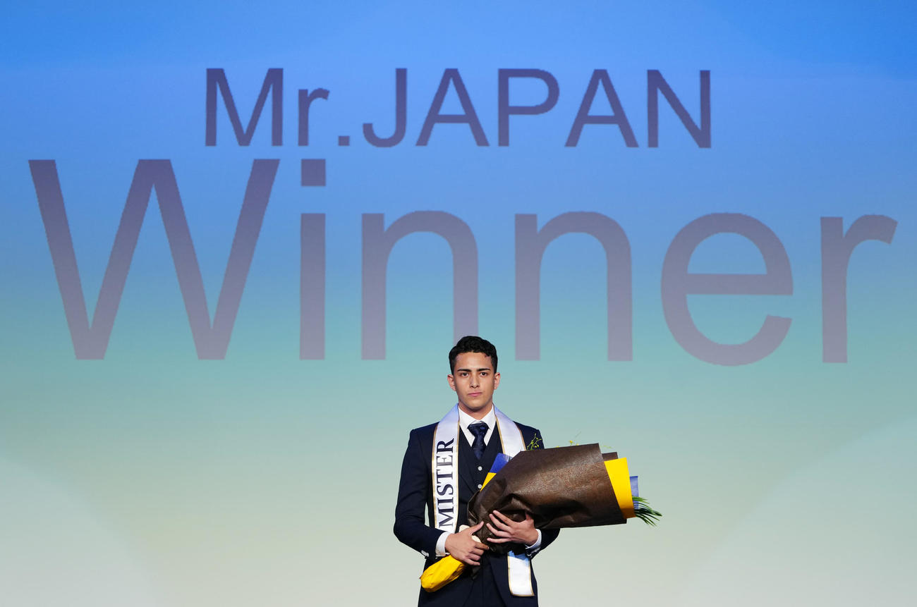 「2025ミスター・ジャパン」日本大会でグランプリに輝いた広島県代表のエレメンティマルチェッロ侃さん（撮影・江口和貴）