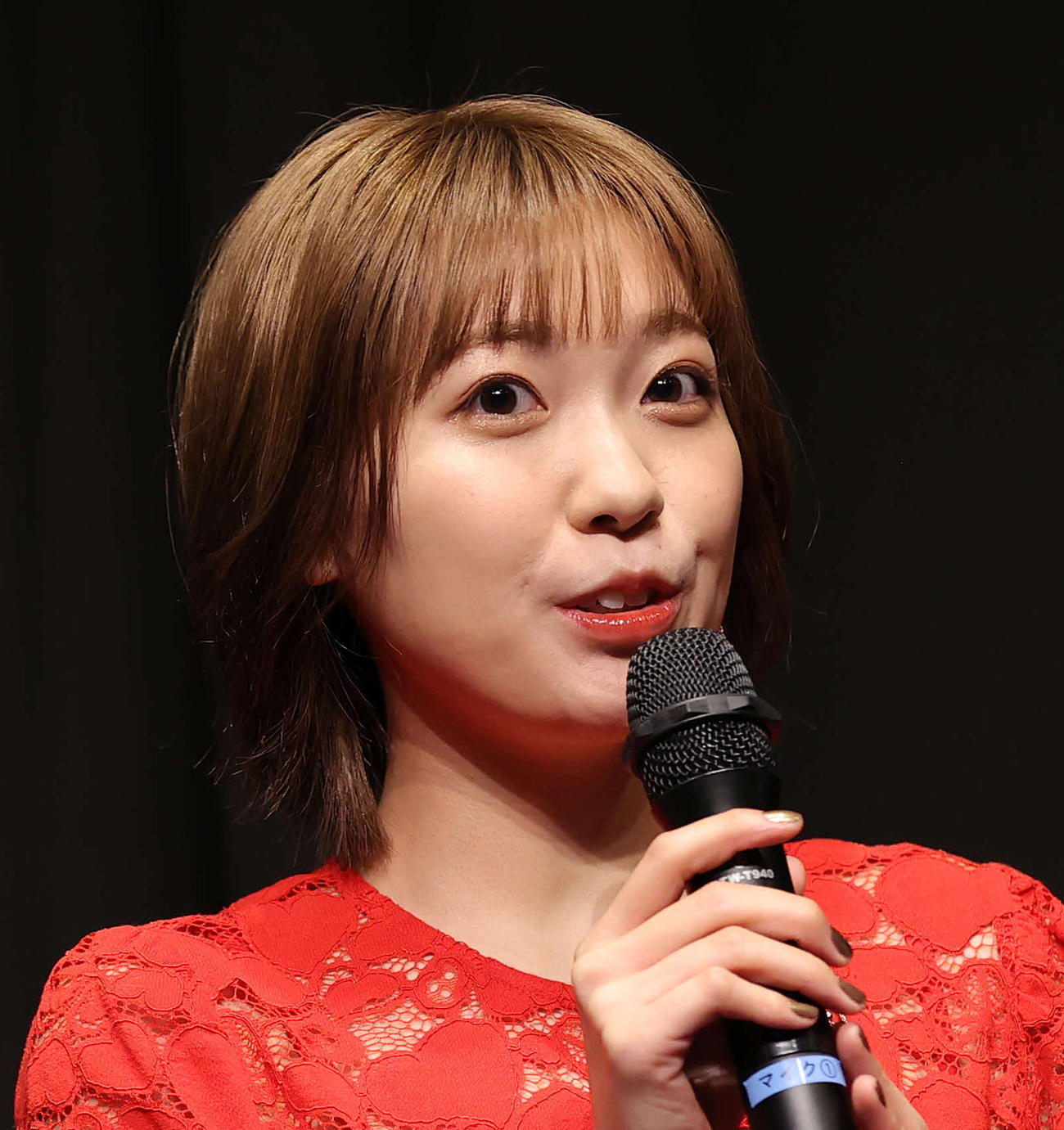 斉藤朱夏（2022年2月撮影）
